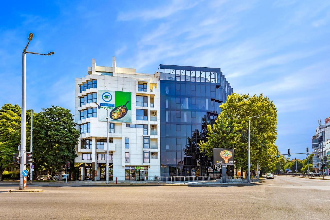 Cityscape Retreat 1Bd Flat In The Heart Of Plovdivアパートメント エクステリア 写真